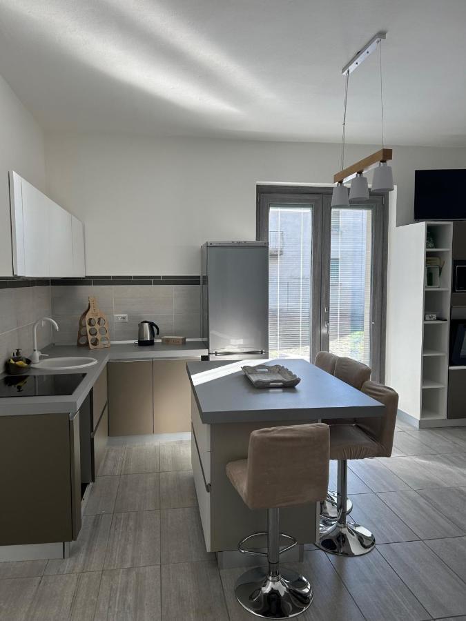 Le Camelie Del Lario Apartment Grandate Exterior photo